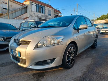 Toyota Auris 1.4 D-4D 5 porte Sol PERFETTA