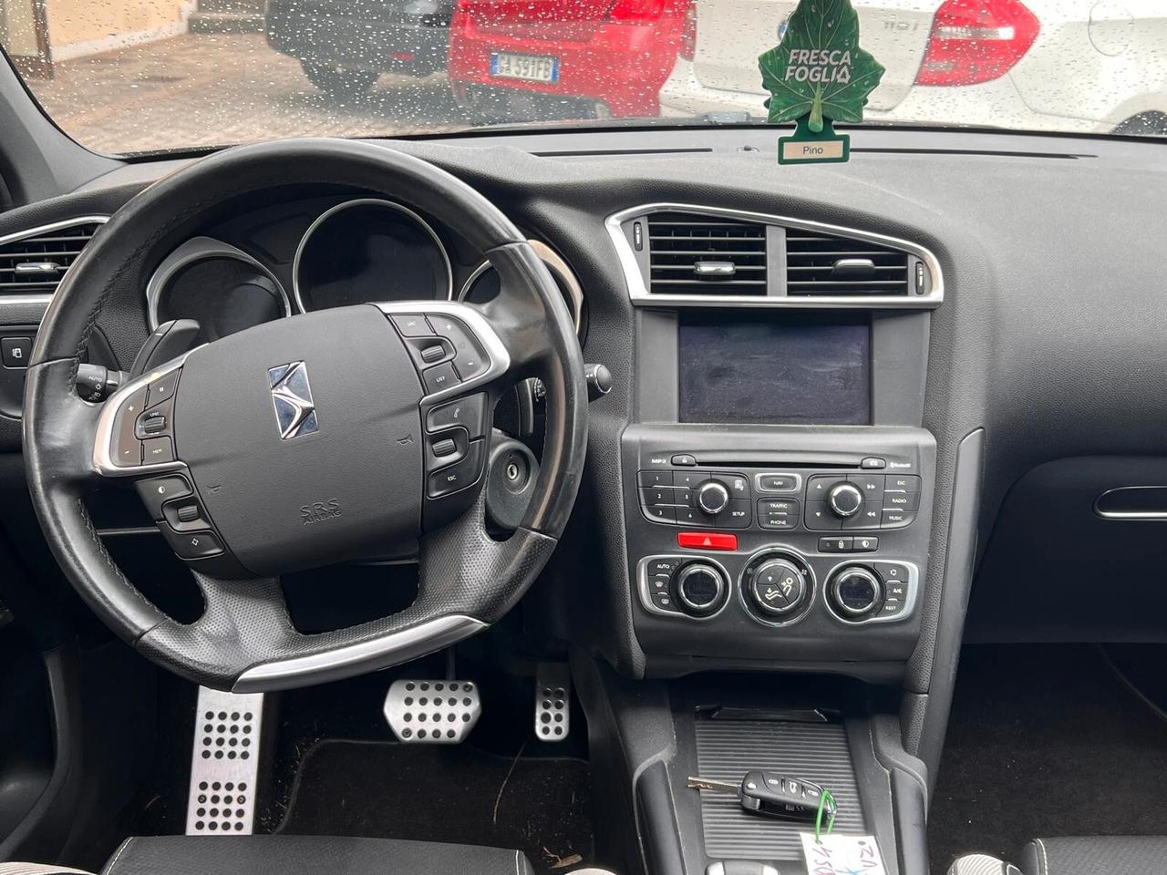 Citroen C4 DS4 1.6 e-HDi 110 airdream