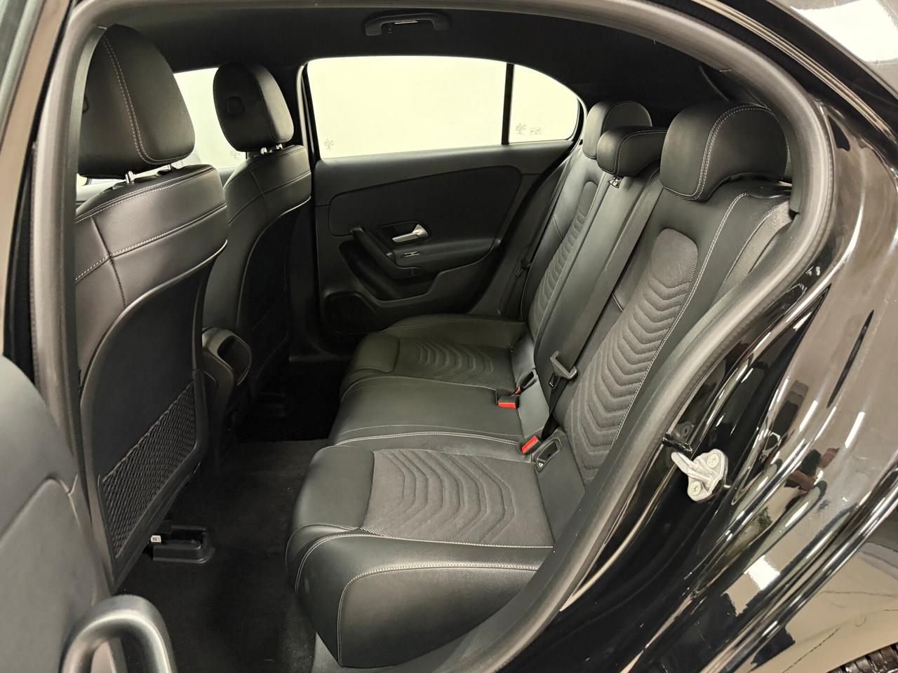 Mercedes-benz A 180 d Business 116CV - 2021