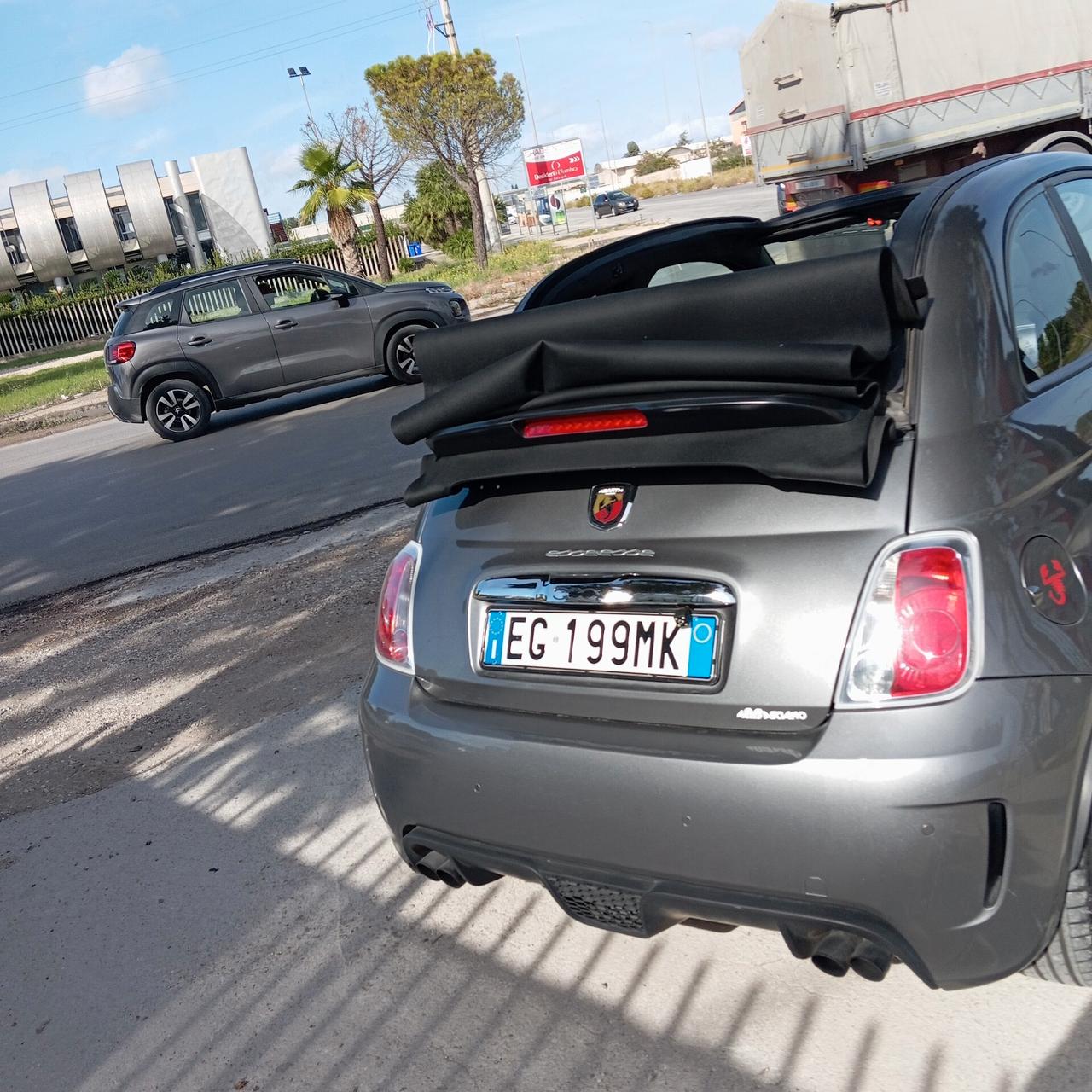 Abarth 500 C 1.4 Turbo T-Jet