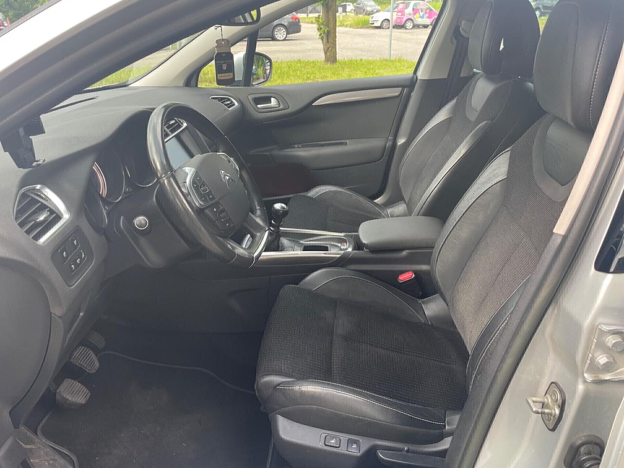 Citroen C4 1.6 e-HDi 115 airdream*Neopatentati**Navi*Sedili riscaldatati*