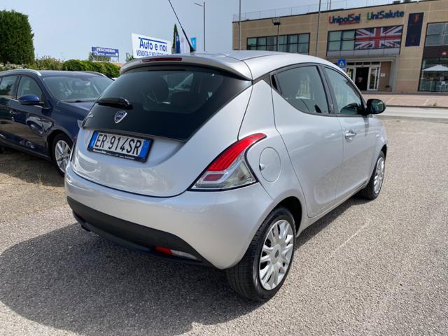 LANCIA Ypsilon 1.2 69 CV 5 porte Silver 5 POSTI - NEOPATENATI