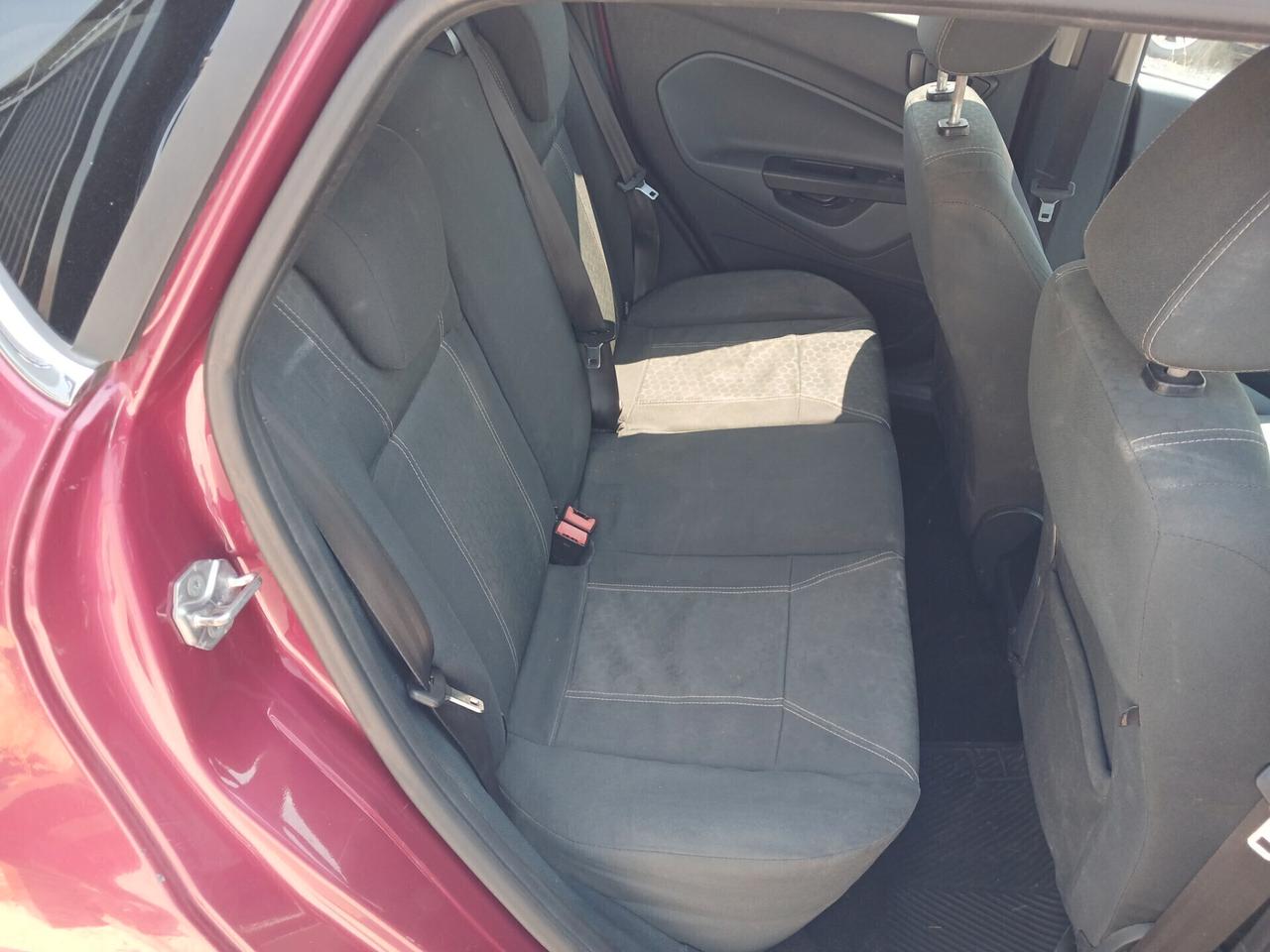 Ford Fiesta 1.4 TDCi 5p. Titanium