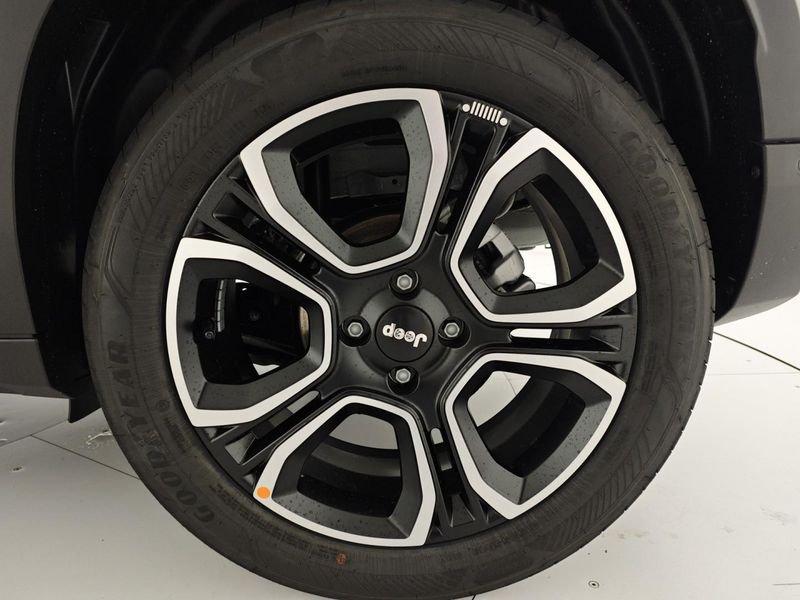 Jeep Avenger 1.2 Turbo MHEV Summit + TETTO