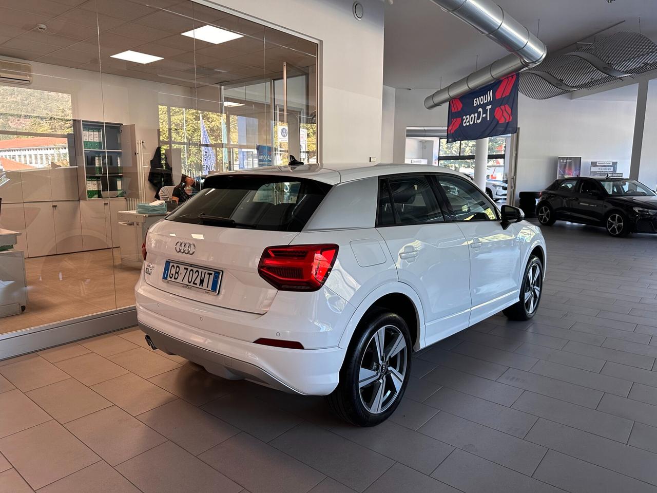 Audi Q2 30 TDI Business