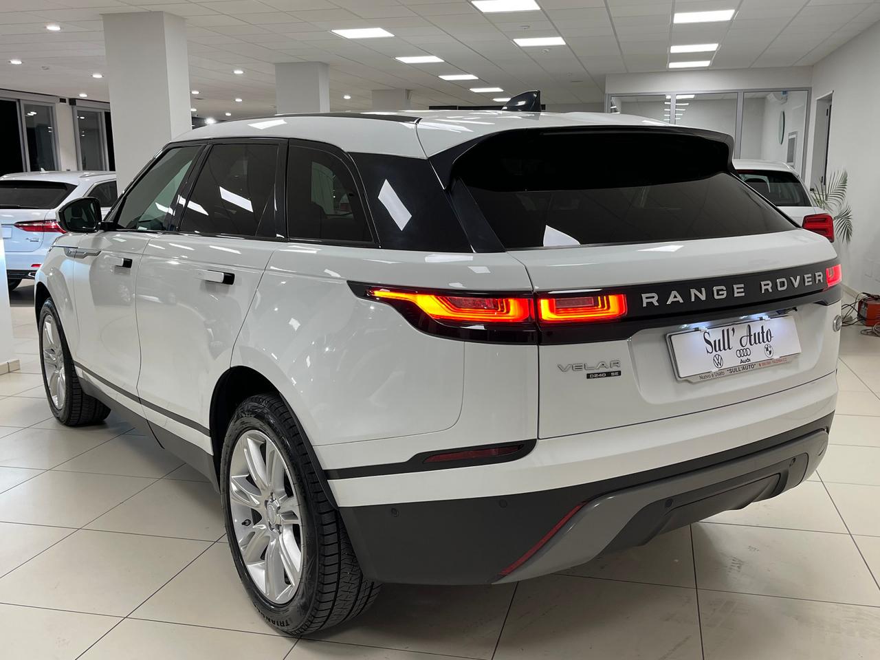 Land Rover Velar 2.0D I4 240 CV SE - 12 / 2018