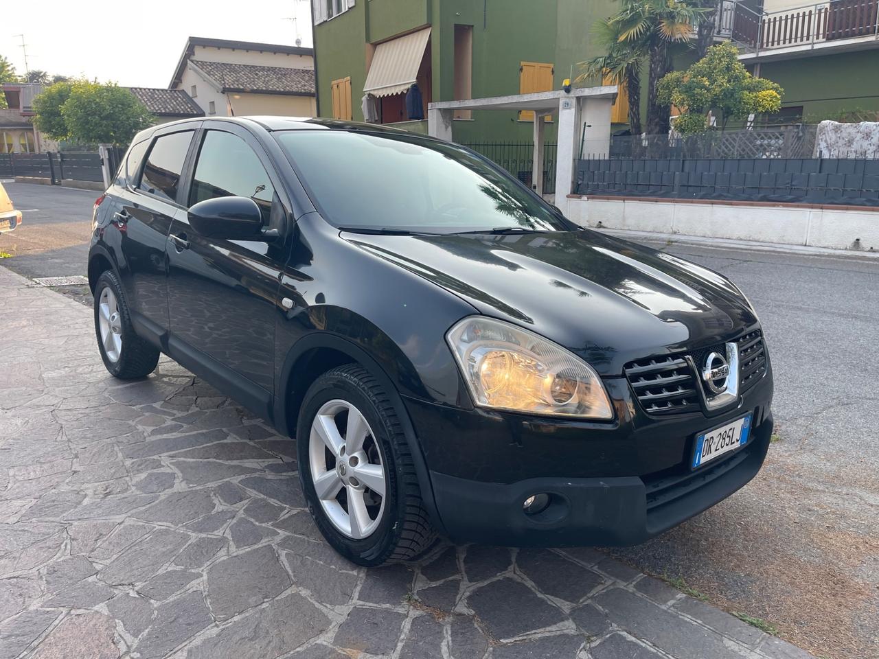 Nissan Qashqai 2.0 dCi DPF 4WD Tekna