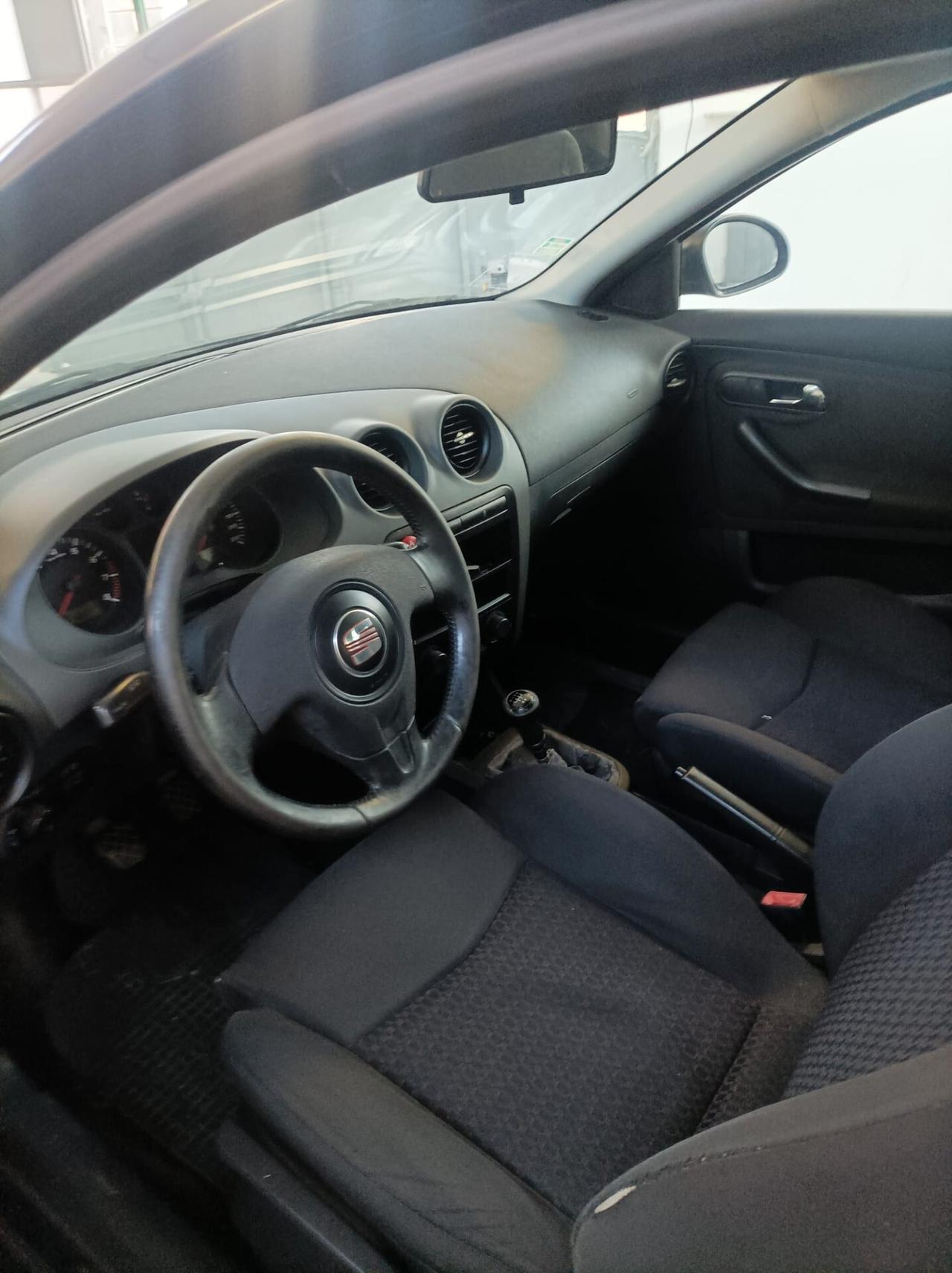 Seat Ibiza 1.4 16V 101CV 3p. Sport Neopatentati
