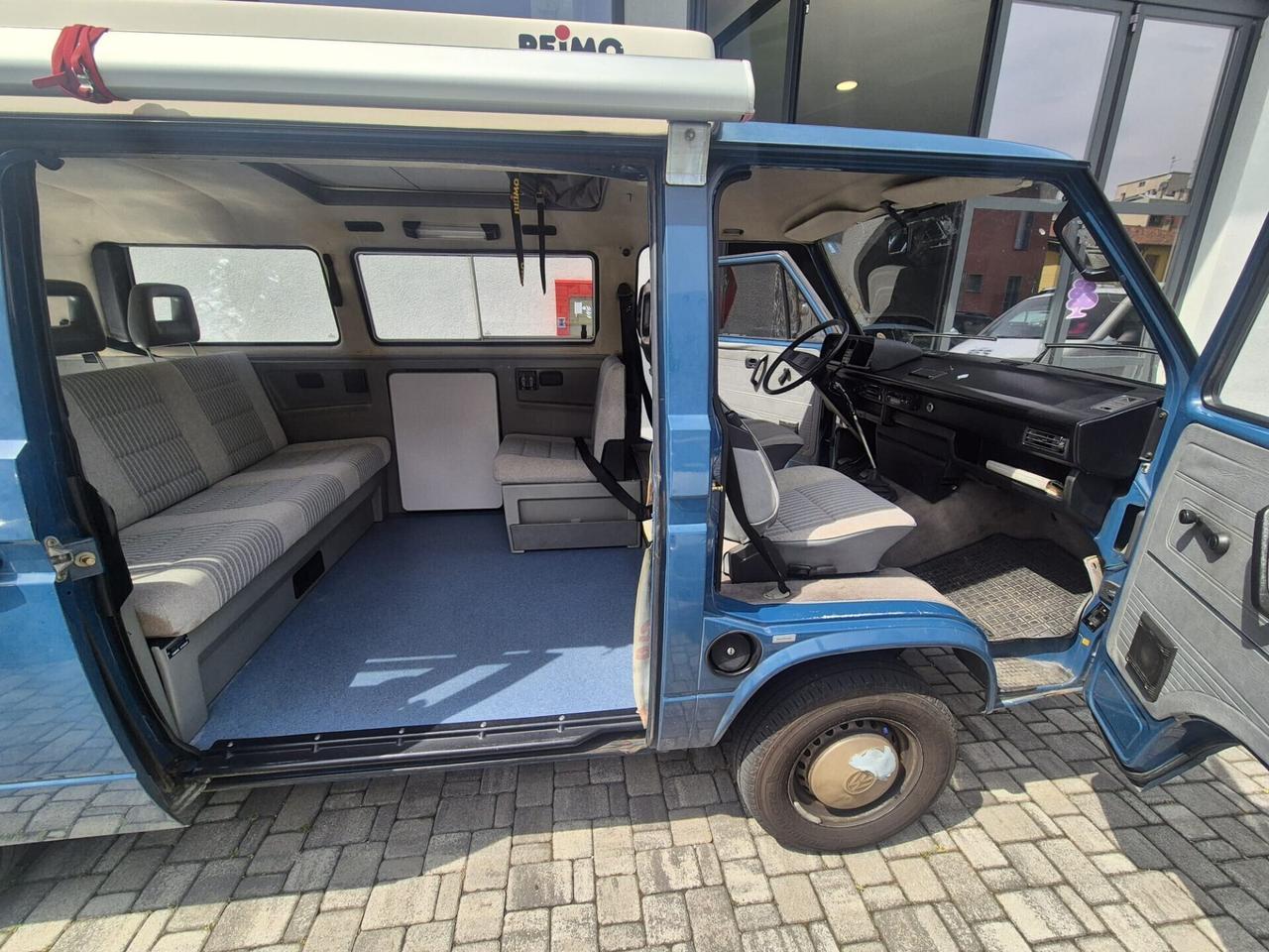 Volkswagen T3 MULTIVAN - 6 POSTI
