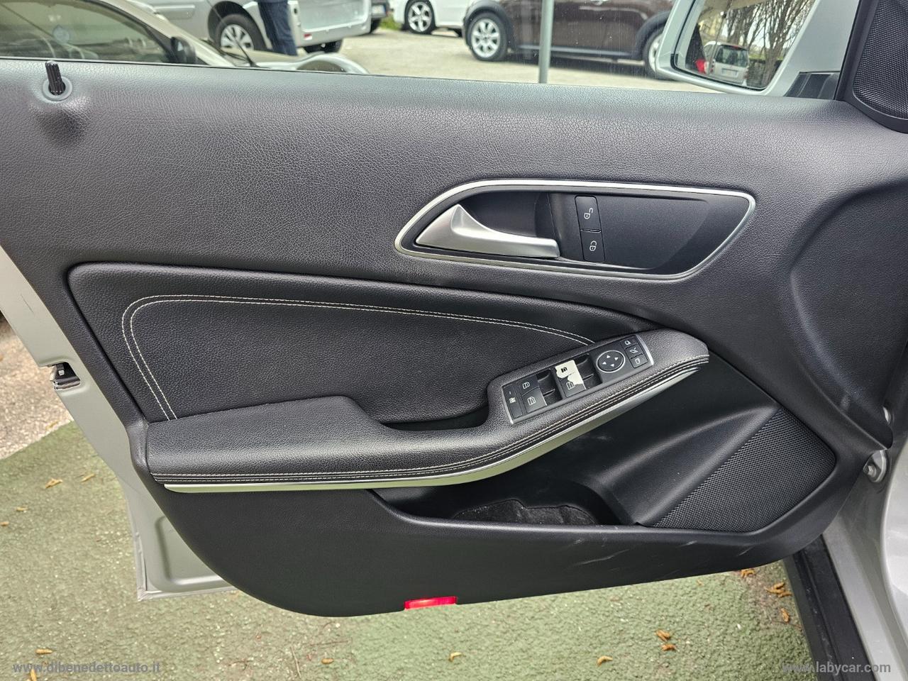 MERCEDES-BENZ GLA 200 CDI Automatic 4Matic Sport