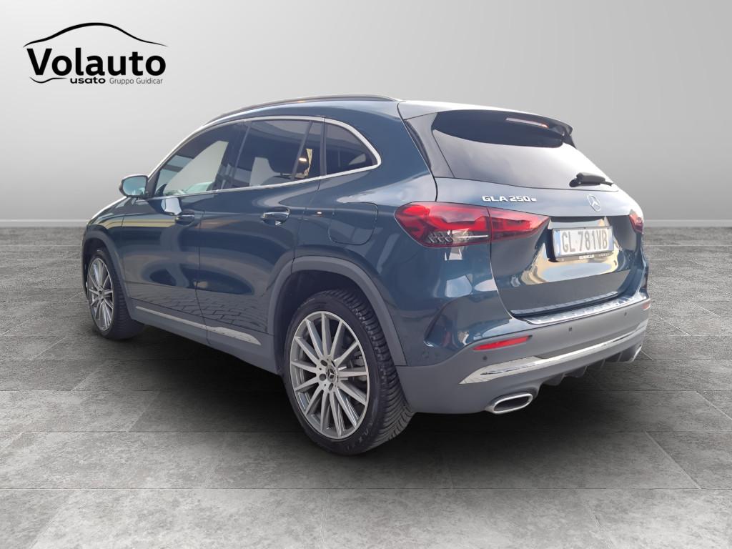 Mercedes-Benz GLA-H247 2020 - GLA 250 e phev (eq-power) Premium auto