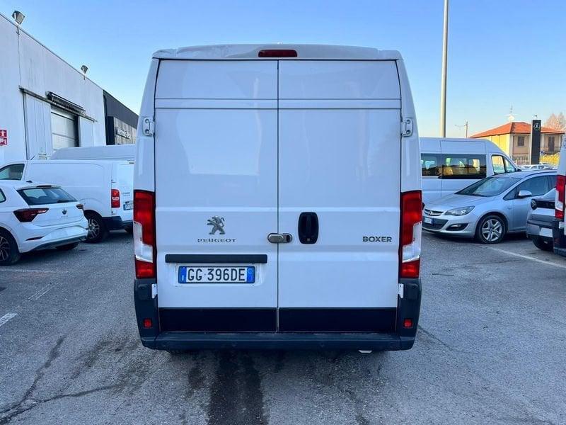 Peugeot Boxer 330 2.2 BlueHDi 140 S&S L2H2 (IVA ESCL.)