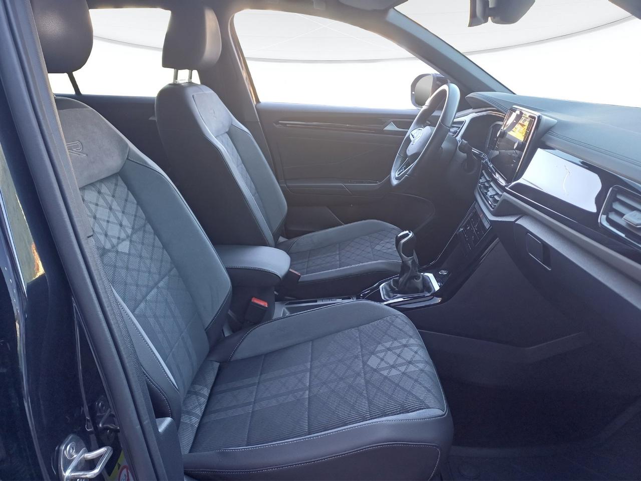 Volkswagen T-Roc 2.0 tdi r-line 115cv