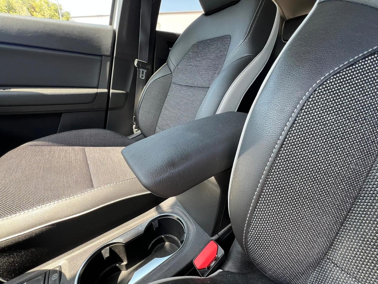 Renault Captur Plug-in Hybrid E-Tech 160 CV Intens