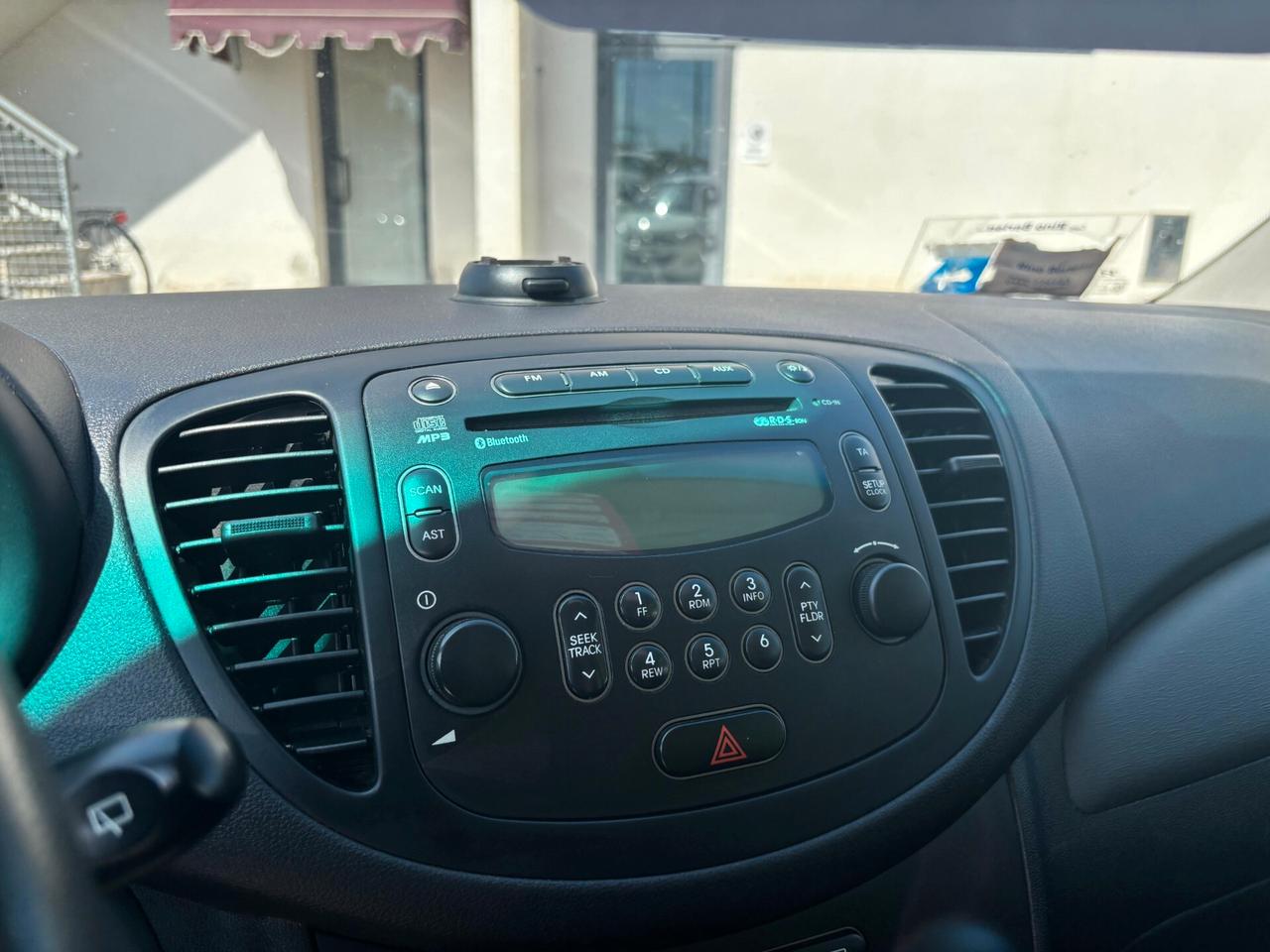 Hyundai i10 1.1 Benzina Neopatentati
