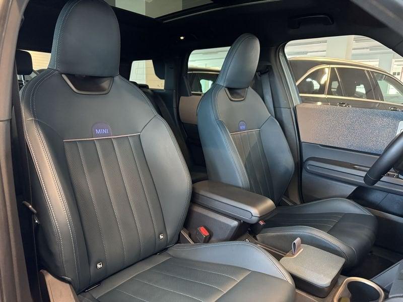 MINI Mini Countryman U25 Mini C Favoured Countryman