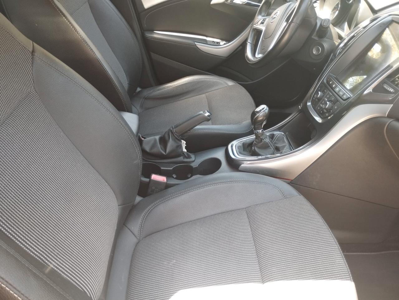 Opel Astra 1.7 CDTI 130CV Sports Tourer Cosmo