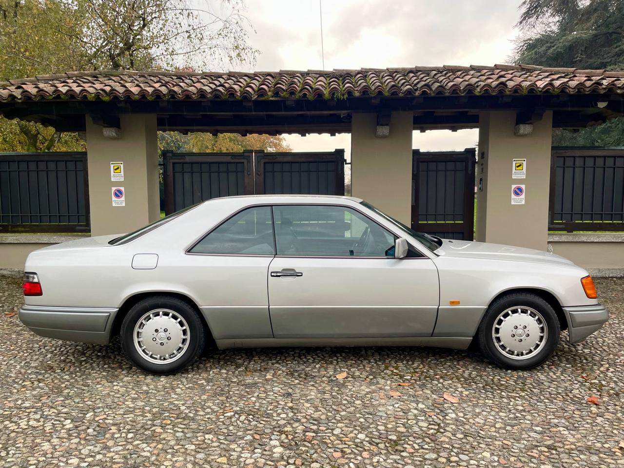 Mercedes-benz 300 CE Coupe *SOLO 46000 KM*