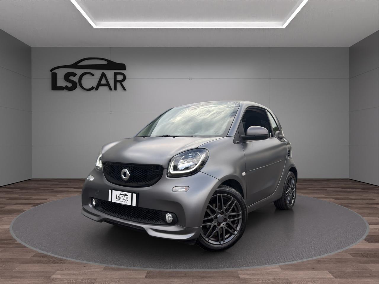 smart forTwo Allestimento BRABUS - Unipro - Promo Finanziamento - Tetto panoramico - LED - Schermo