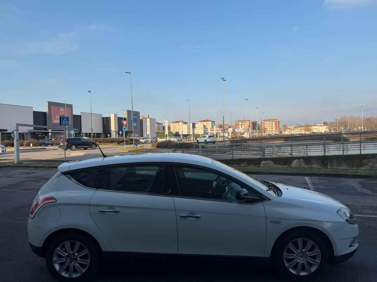 Lancia Delta 1.6 MJT DPF Platino