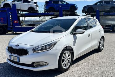 KIA cee'd 1.6 CRDi 128 CV 5 porte Stop&Go high tech