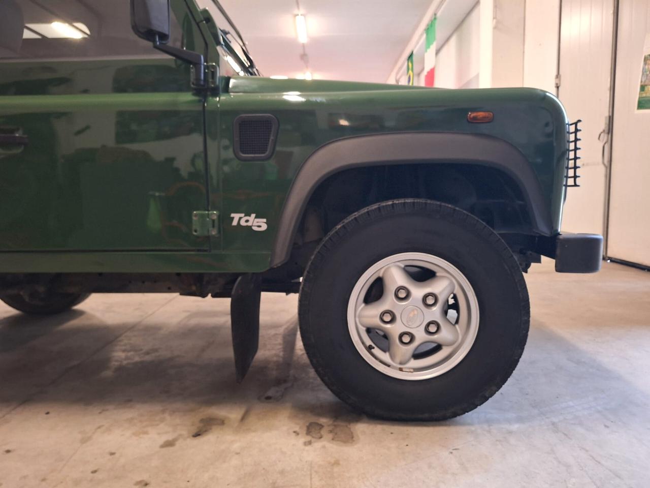 Land Rover Defender td5