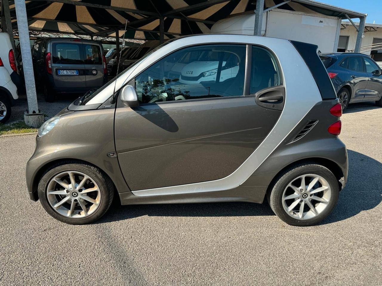 Smart ForTwo 1000 52 kW MHD coupé passion