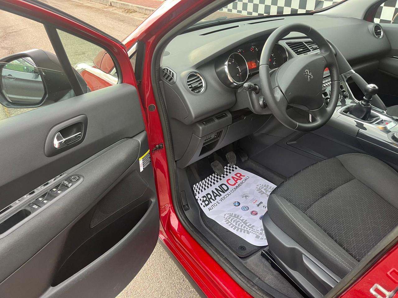 Peugeot 3008 1.6 HDi 115CV Business Unipro 2014