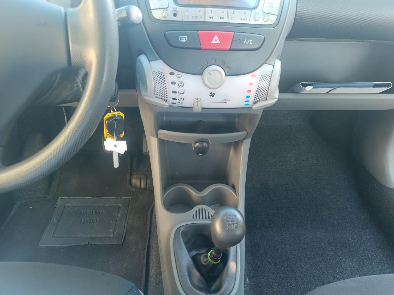 Peugeot 107 1.0 5 porte del 2011 SOLO 63.000 KM
