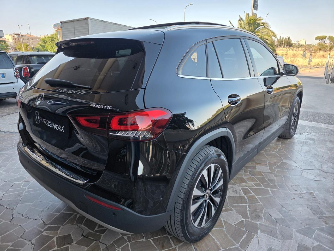 Mercedes-benz GLA 200 d Automatic 4Matic Premium#LED#PELLE#TETTO#VIRTUAL#CAM