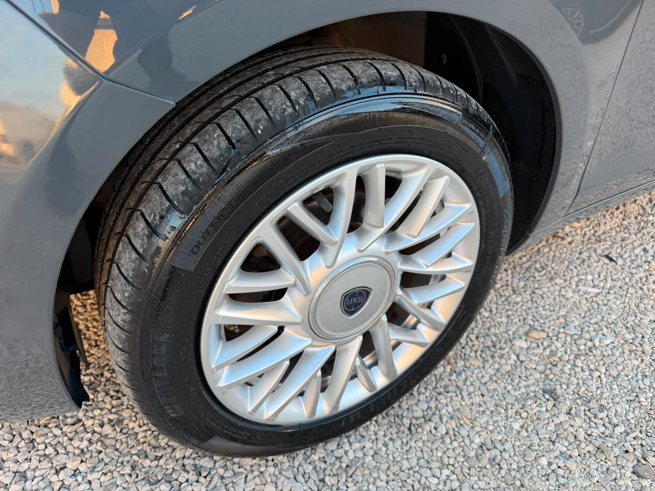 Lancia Ypsilon 1.3 MJT 95 CV Platinum 78000km