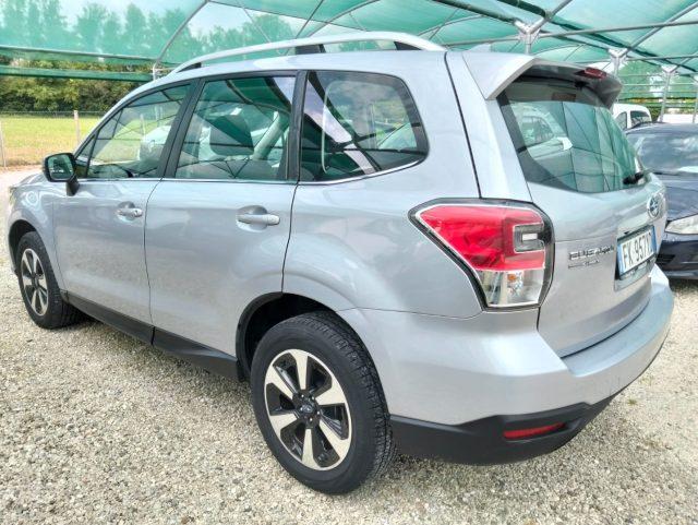 SUBARU Forester 2.0i Lineartronic Style Saas