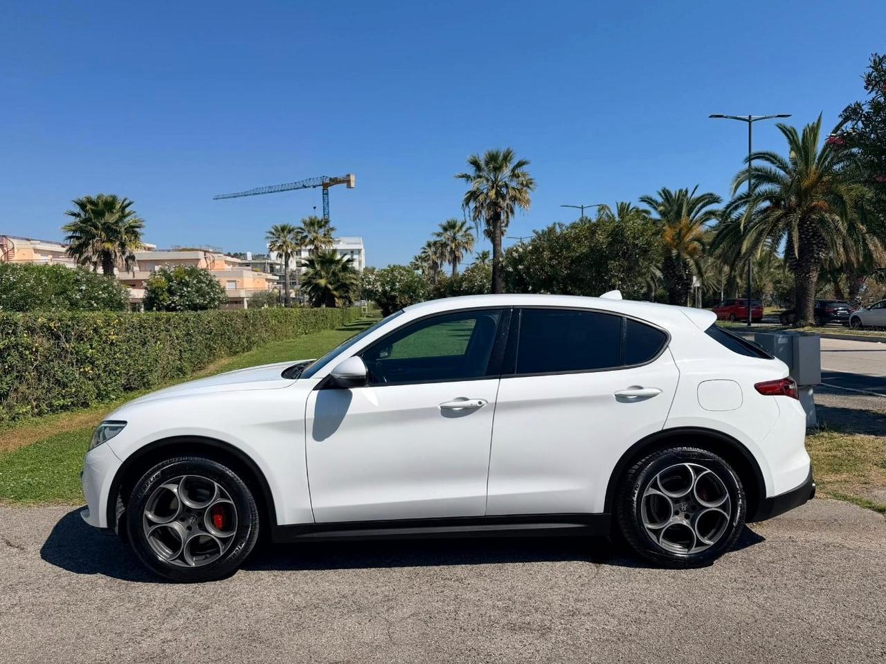 Alfa Romeo Stelvio 2.2 t Executive Q4 190cv auto