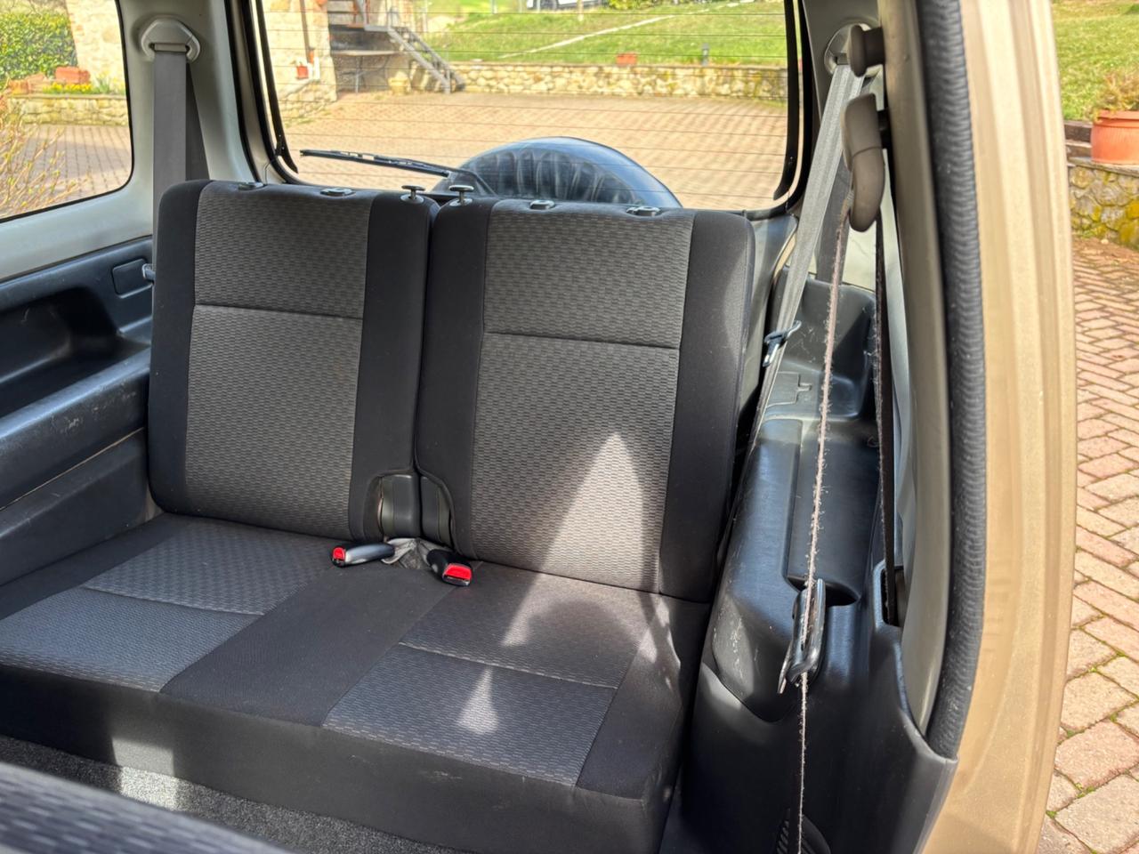 Suzuki Jimny 1.5 DDiS cat 4WD