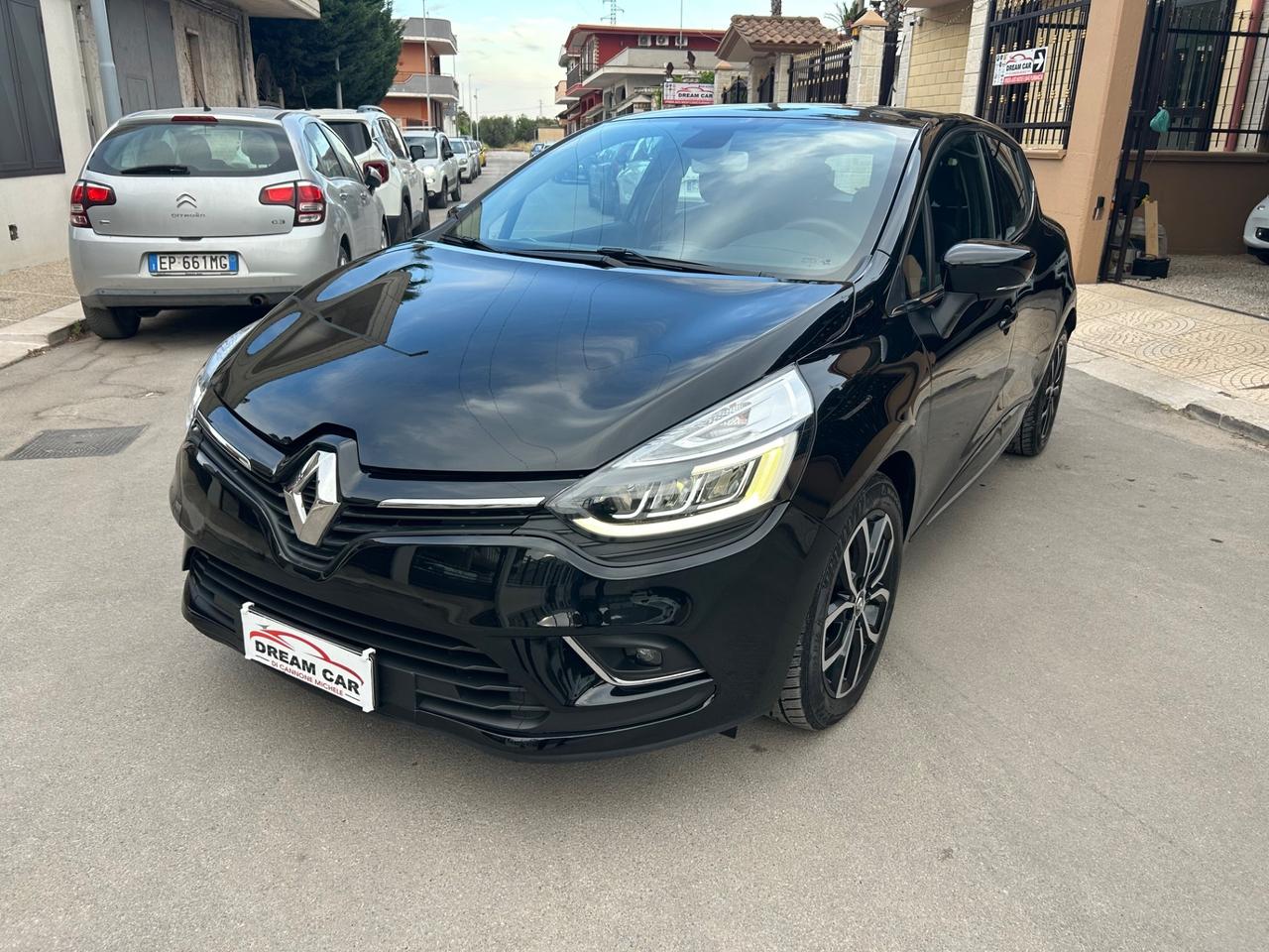 Renault Clio dCi 8V 75 CV 5 porte Moschino Zen