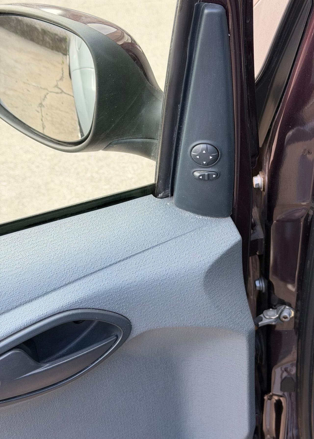 Ford Ka+ 1.2 8V 69CV- Cinghia sostituita-Neopatentati-Garanzia