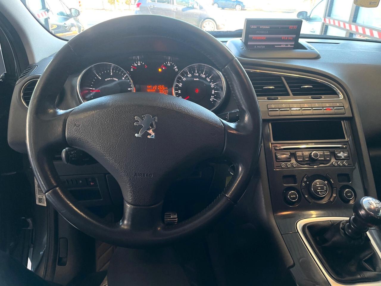 Peugeot 5008 2.0 HDi Féline 7 posti