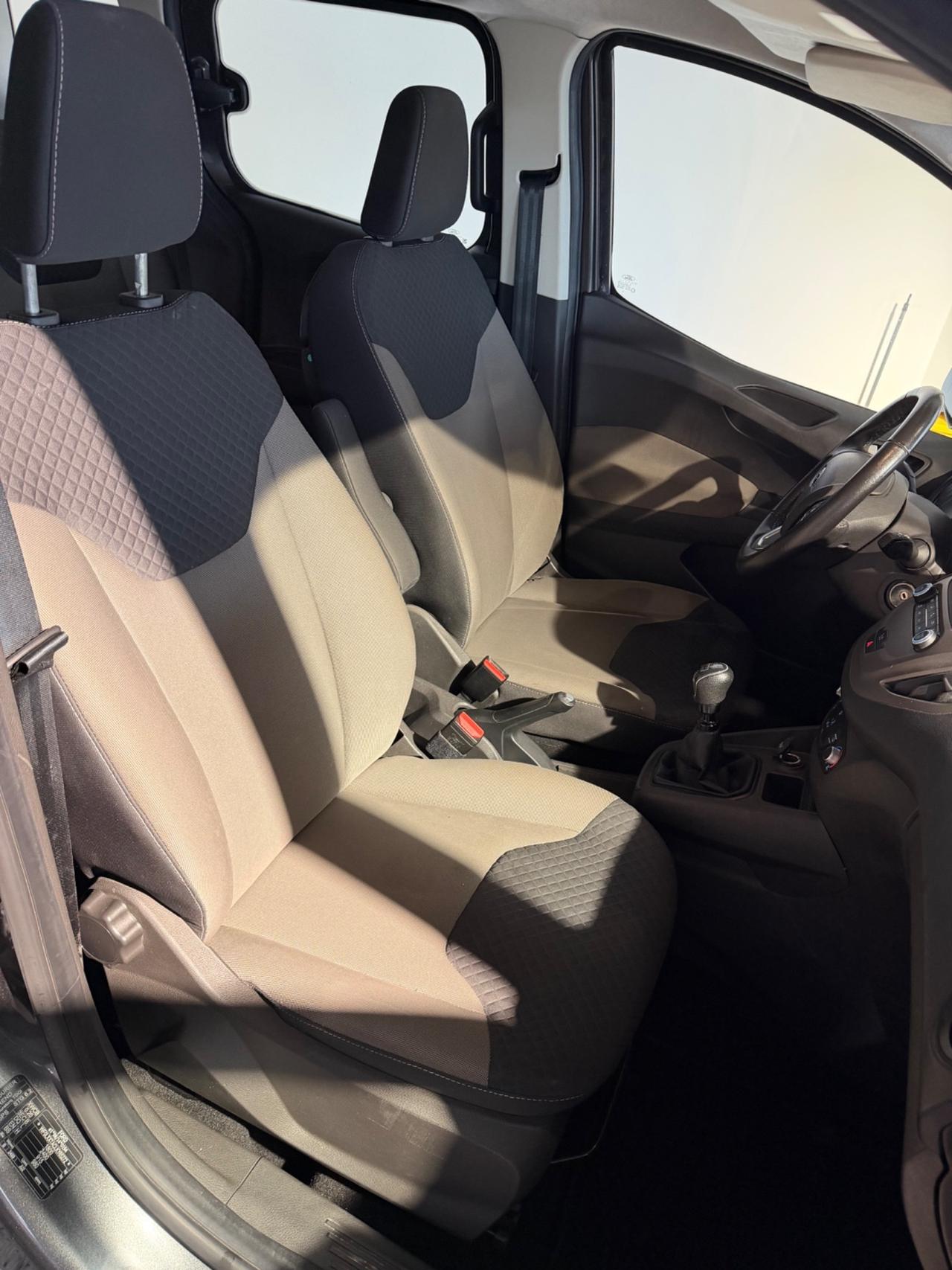 Ford Transit Courier 1.5 TDCi 75CV Van Trend