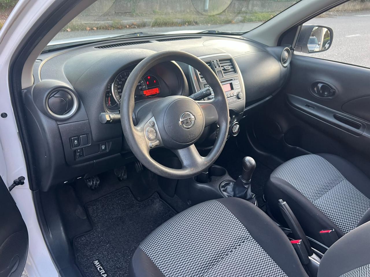 Nissan micra 1.2 benzina 80 cv 5 porte