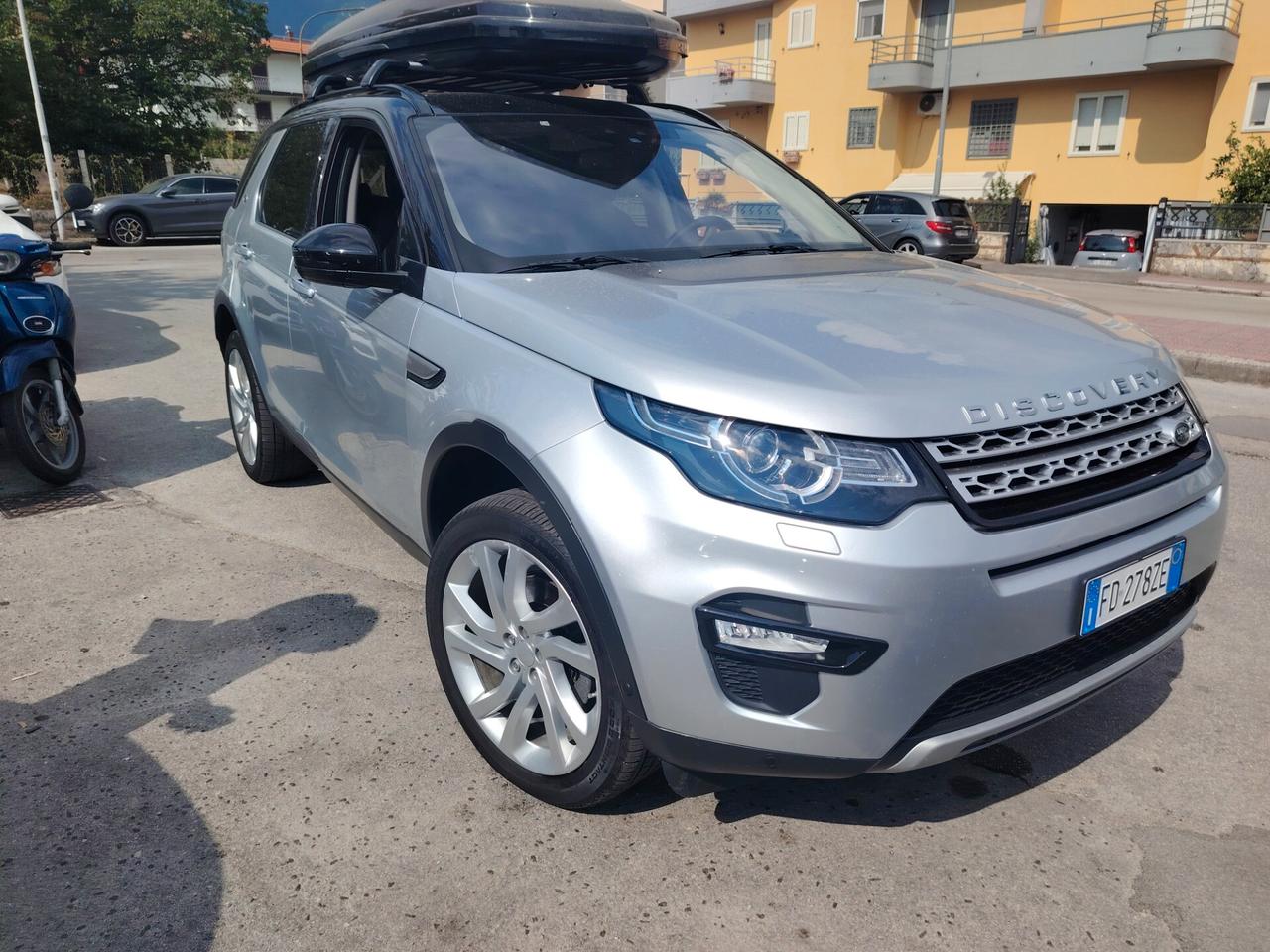 Land Rover Discovery Sport 2.0 TD4 180 CV HSE
