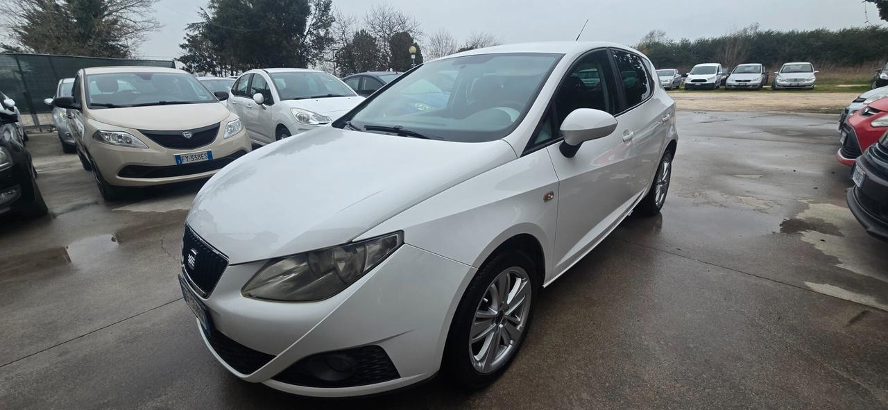 Seat Ibiza 1.2 70 CV 5p. Vendo con.passagio conpreso occasione più revisione x2 anni