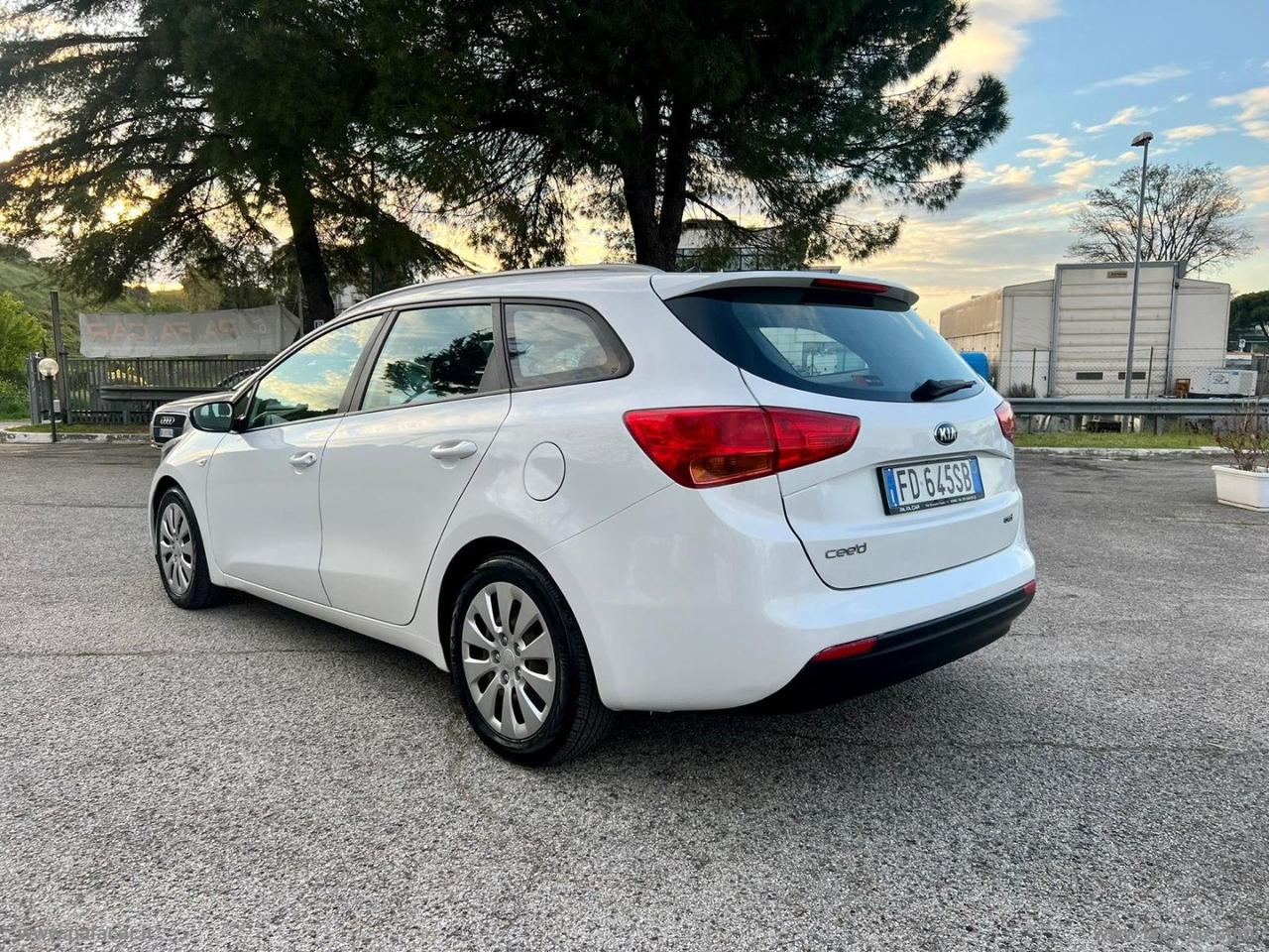 KIA cee d 1.6 CRDi 110 CV SW Active