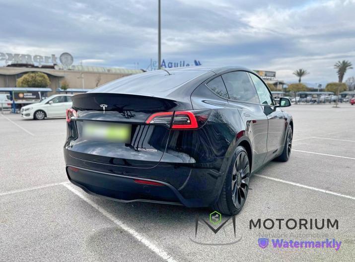 Tesla Model Y Performance AWD 75 KW 515 CV
