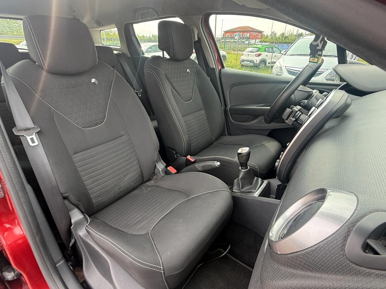 Renault Clio Sporter 1.2 75CV Intens