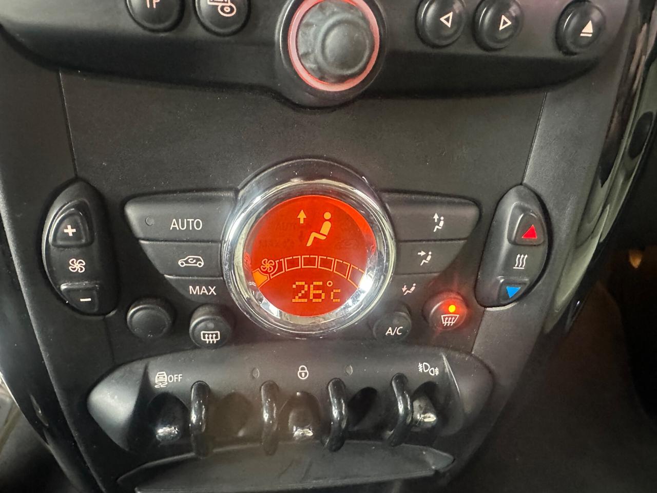 MINI COUNTRYMAN SD 2.0 143CV AUT+F1+NAVI+PELLE