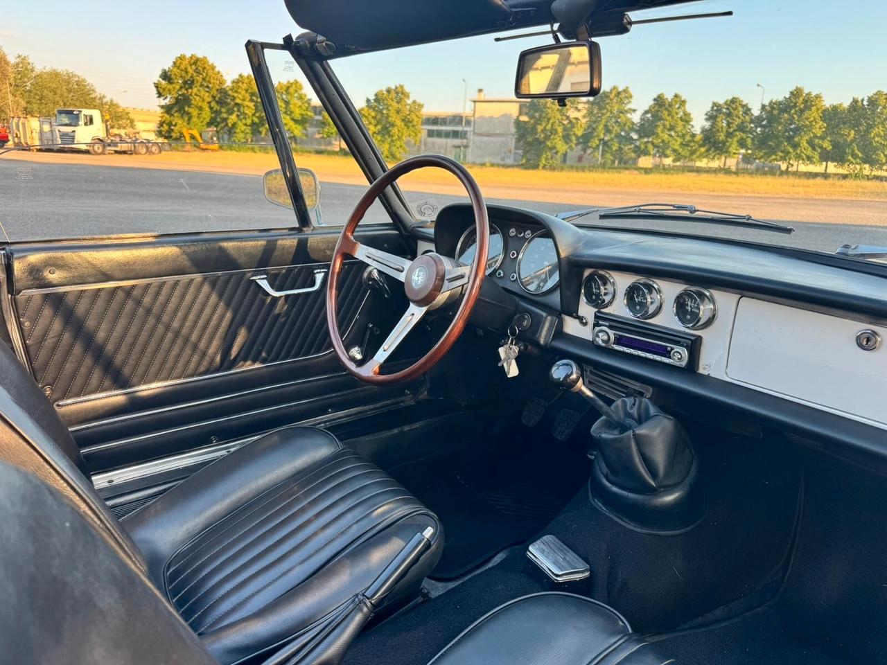 Alfa Romeo Spider 1.3 Junior