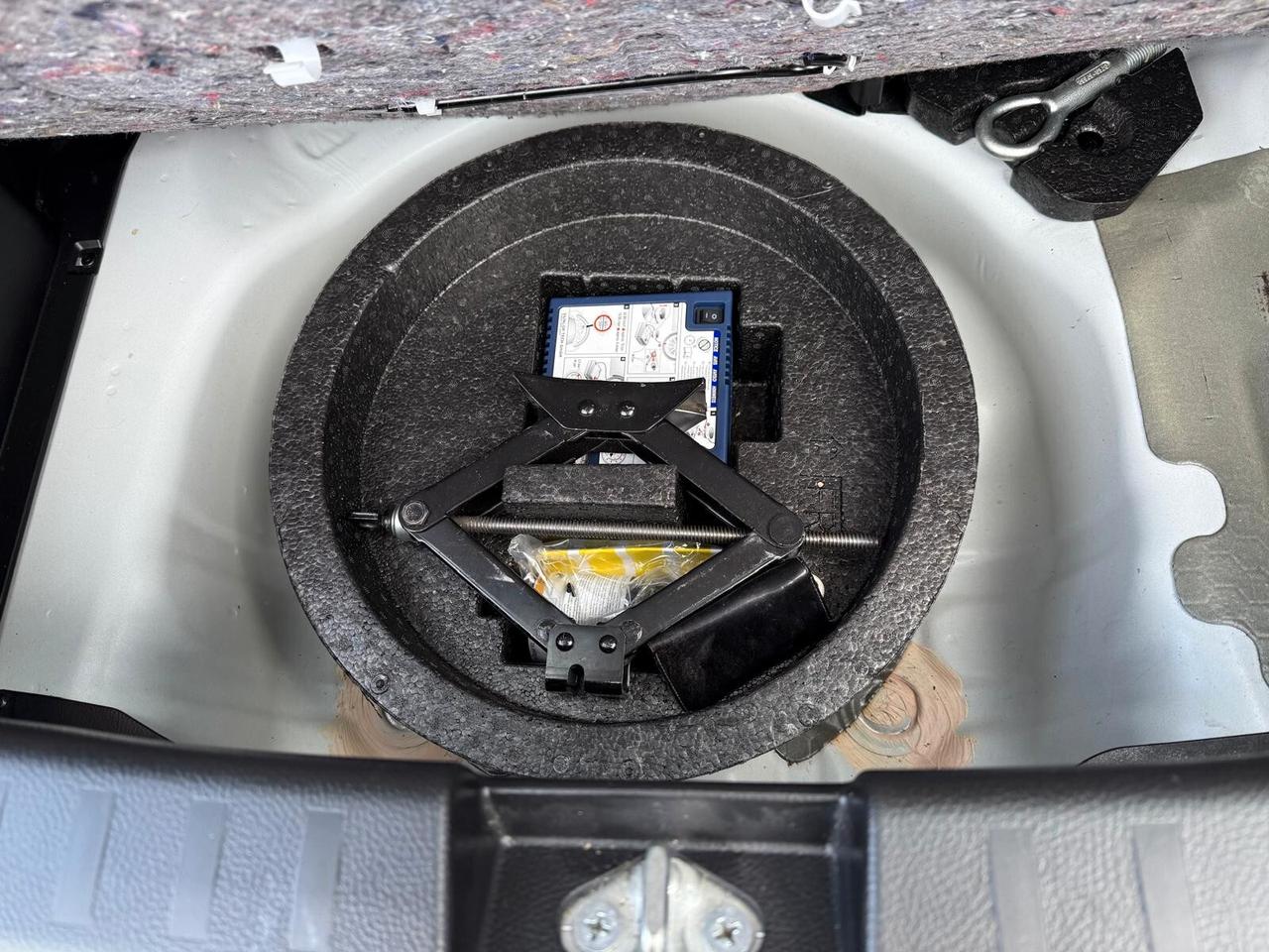 Suzuki Swift 1.2 VVT 5 porte - CON 24 MESI DI GARANZIA
