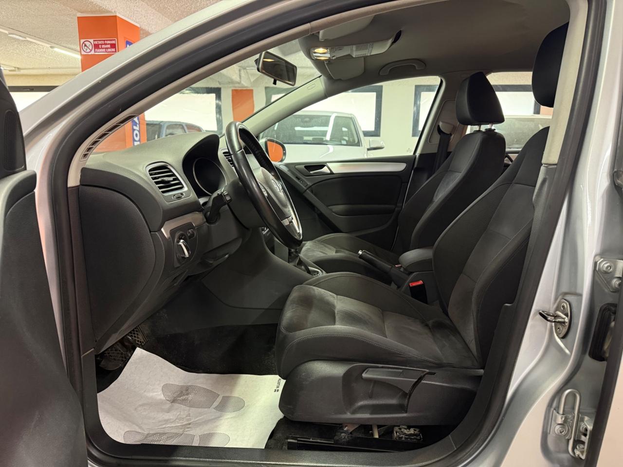 Volkswagen Golf 2.0 TDI 140CV R-Line X COMMERCIANTI