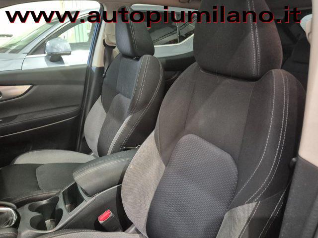 NISSAN Qashqai 1.2 DIG-T N-Connecta