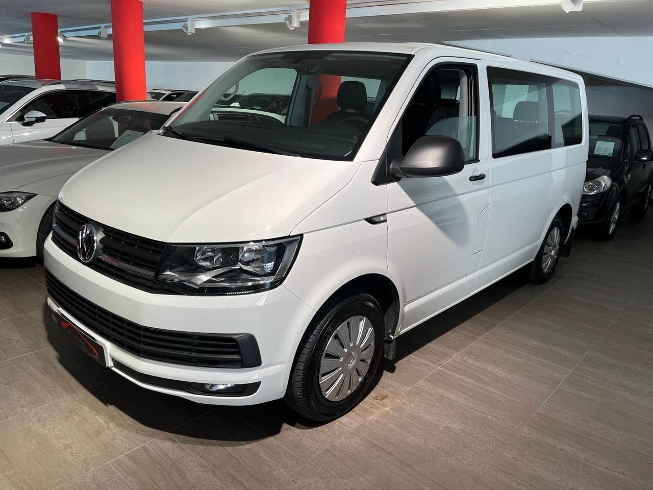 Volkswagen Multivan T6 2.0 TDI letto 6 posti 150 CV gancio DSG Euro 6